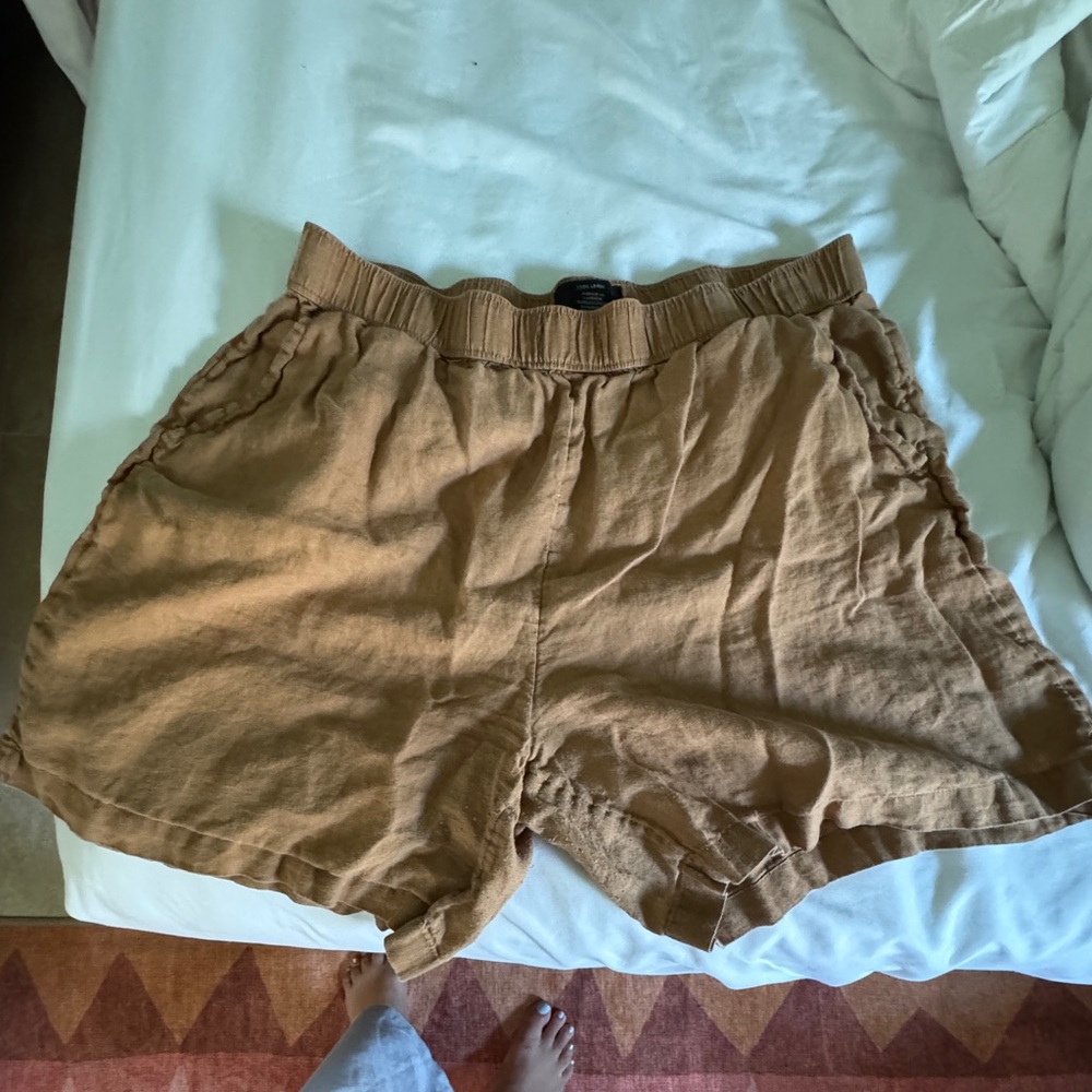 Men's Tan Shorts